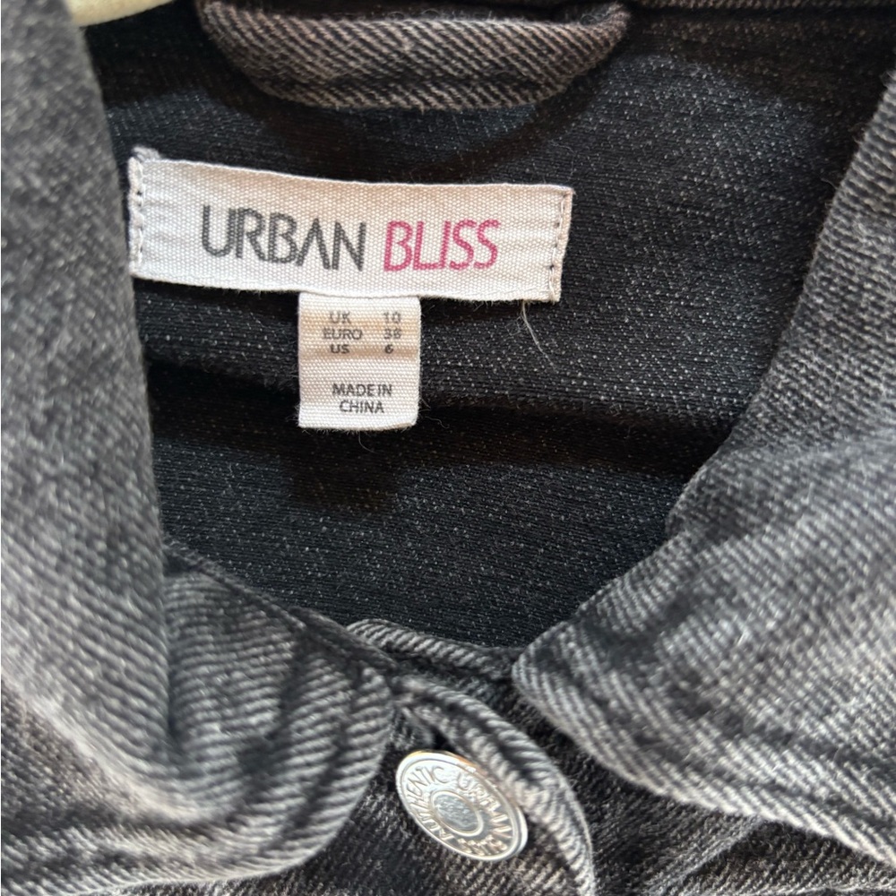 Urban Bliss Black Denim Cropped Jacket - Picture 2 of 7